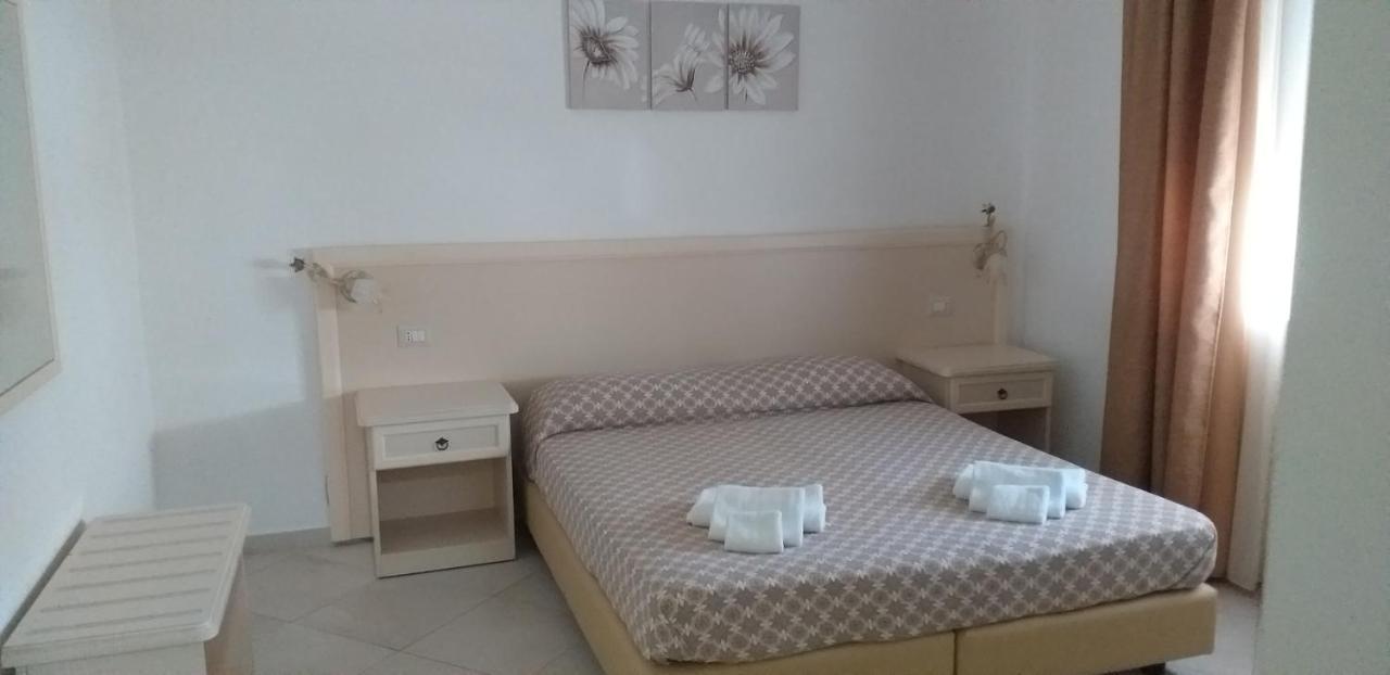 Afrodite Hotel Scalea Buitenkant foto