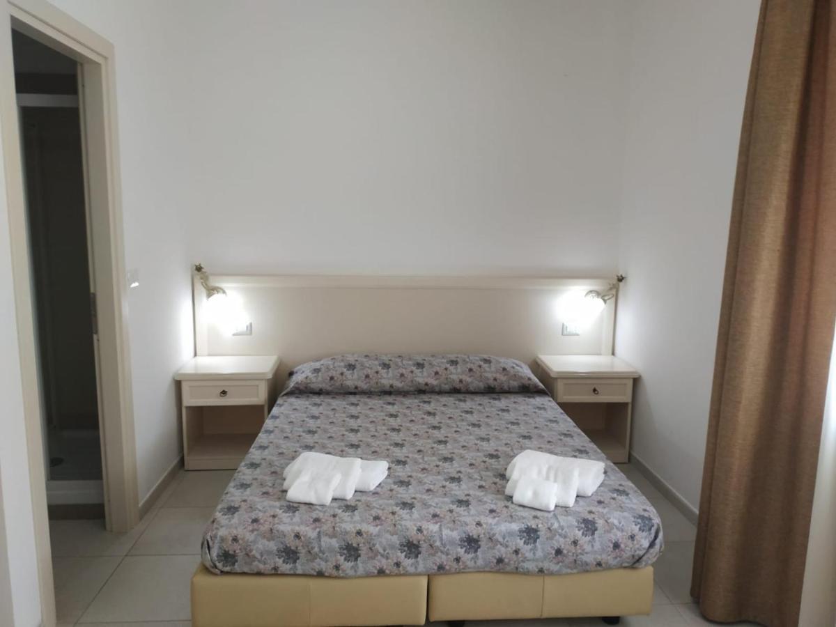 Afrodite Hotel Scalea Buitenkant foto