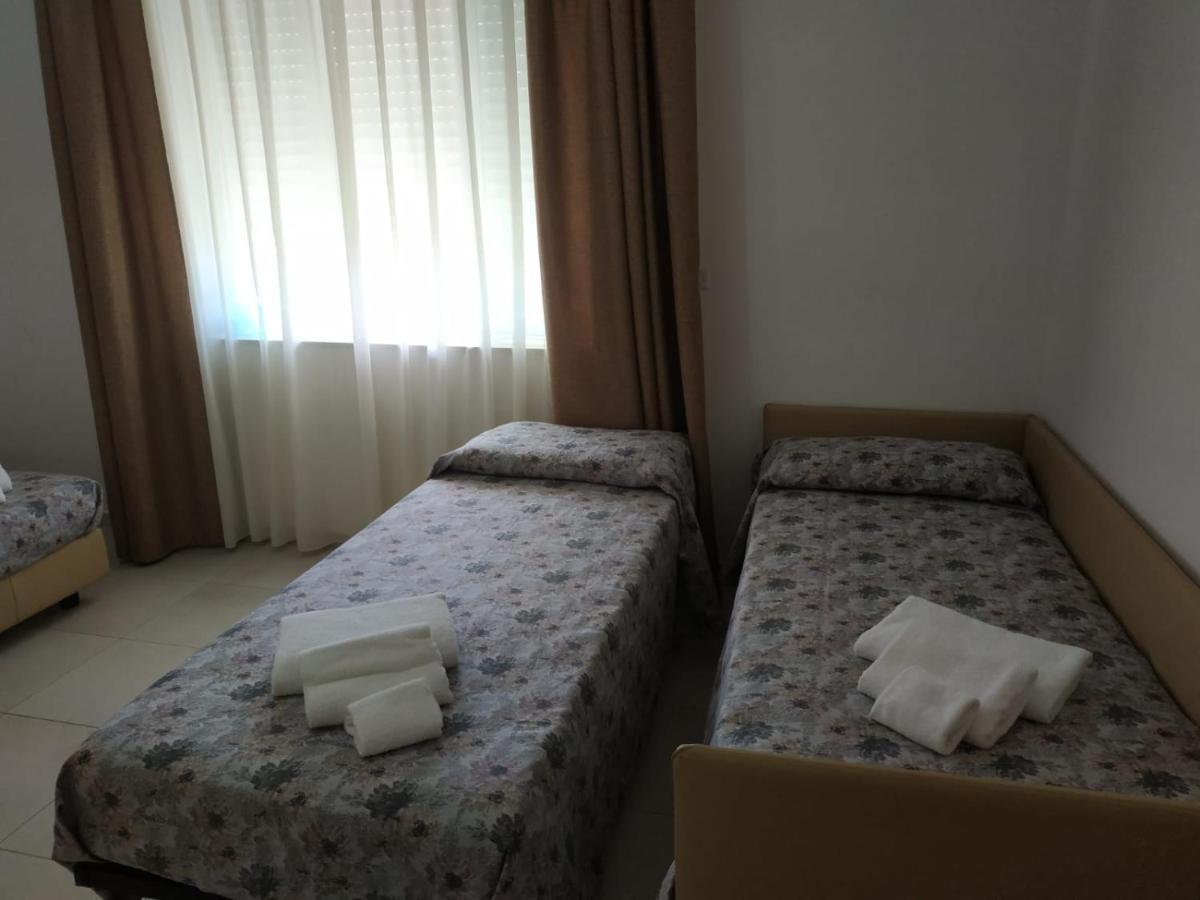 Afrodite Hotel Scalea Buitenkant foto