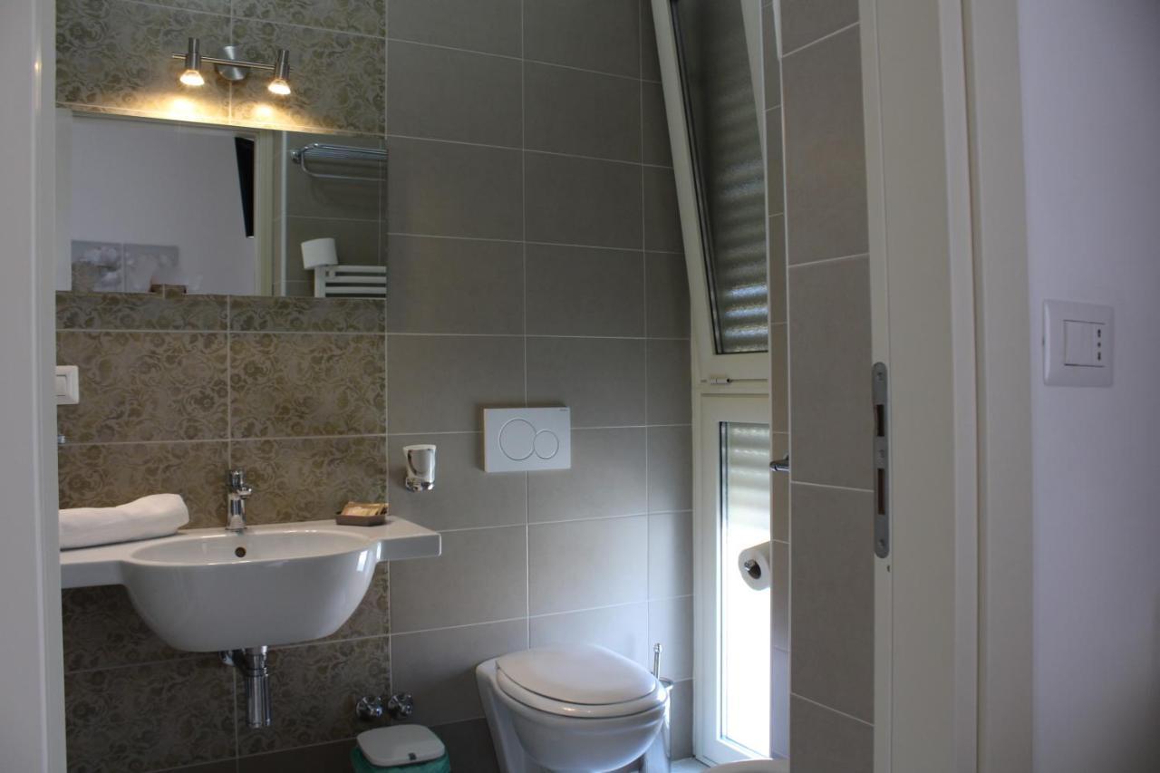 Afrodite Hotel Scalea Buitenkant foto