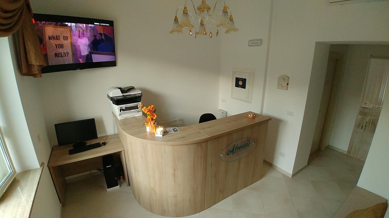 Afrodite Hotel Scalea Buitenkant foto